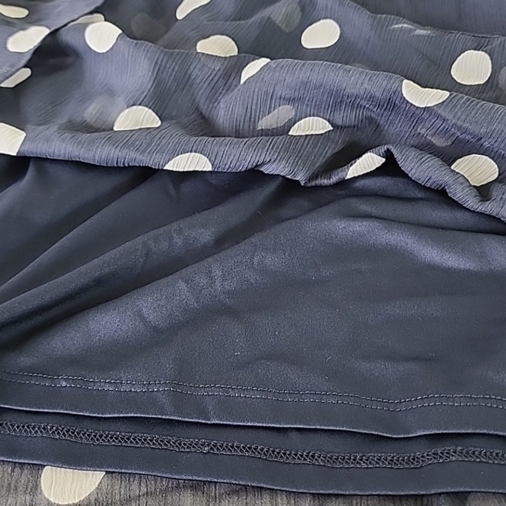 LC Lauren Conrad Flowy Polkadot Blouse - Picture 2 of 3